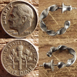 ルーズベルトダイムツイストフープピアス