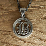 OLD ENGLISH -B- CUTCOIN PENDANT 25￠ 
