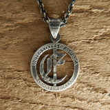 OLD ENGLISH -E- CUTCOIN PENDANT 25￠